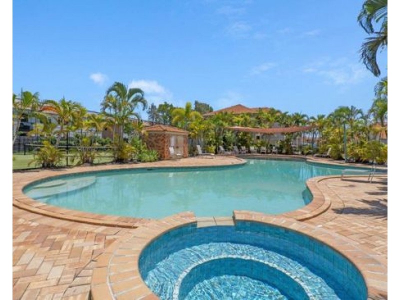 U62/21 Regensberg Close, Varsity Lakes QLD 4227
