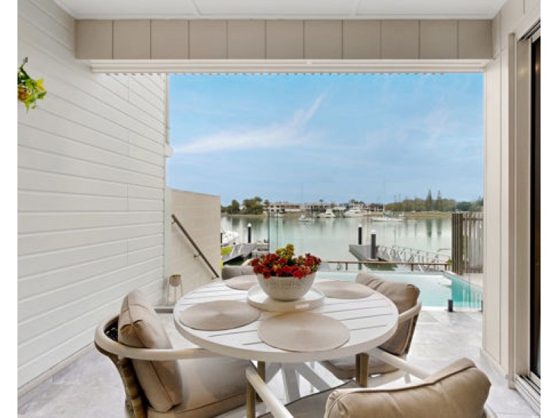 6/191 QUAY CIRCUIT, Newport QLD 4020