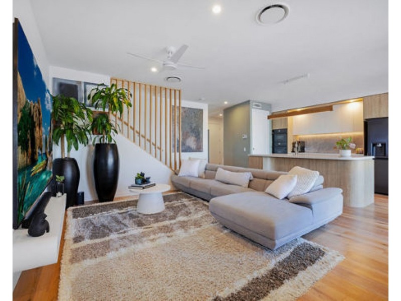 6/191 QUAY CIRCUIT, Newport QLD 4020