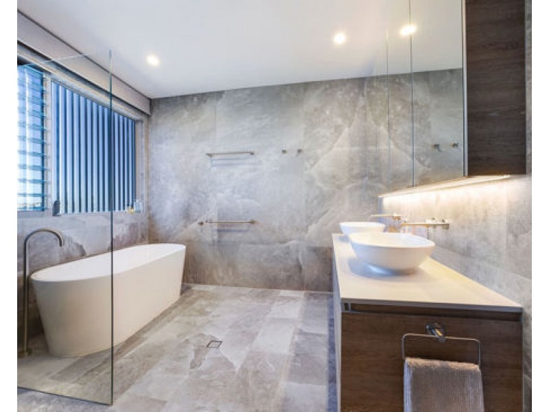6/191 QUAY CIRCUIT, Newport QLD 4020