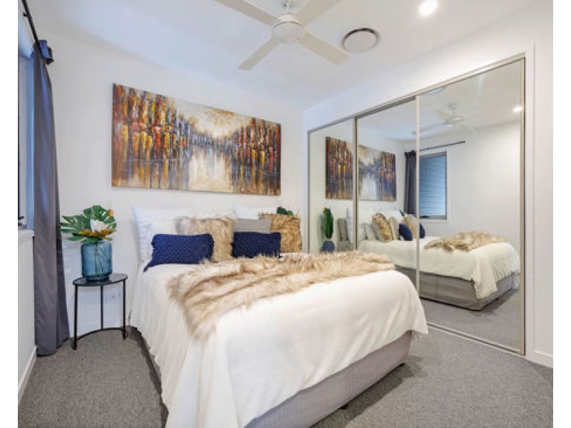 6/191 QUAY CIRCUIT, Newport QLD 4020