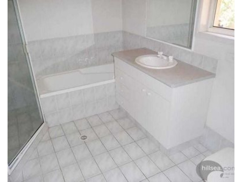 18/127-143 Greenacre Drive, Parkwood QLD 4214