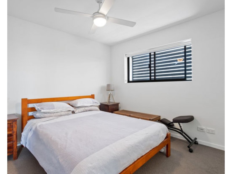 Unit 235 44-52 Grantson Street, Windsor QLD 4030