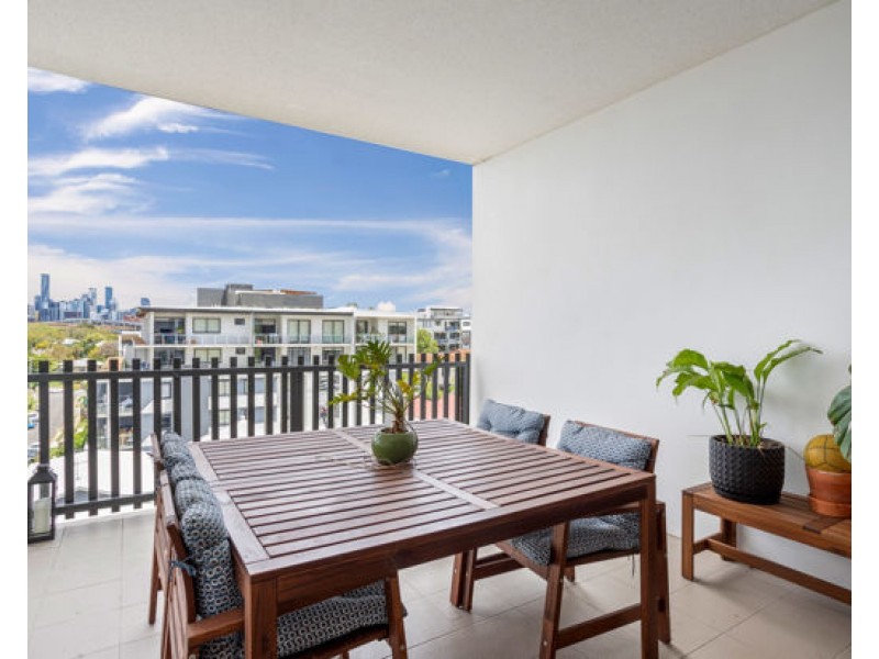 Unit 235 44-52 Grantson Street, Windsor QLD 4030