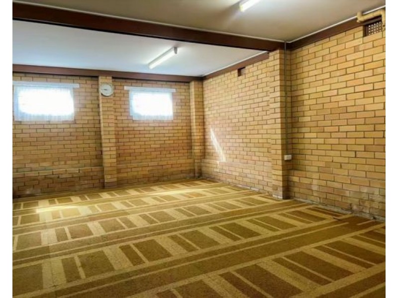 80 Long Street, Camp Hill QLD 4152