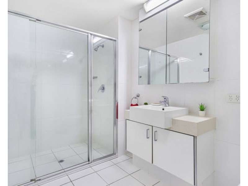 2508 / 3 Main Street, Varsity Lakes QLD 4227