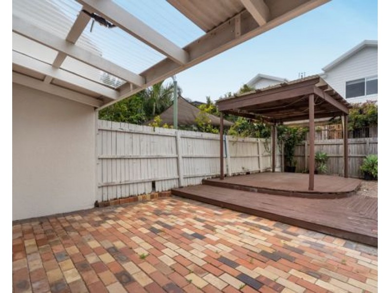 2/9 Matina Street, Biggera Waters QLD 4216