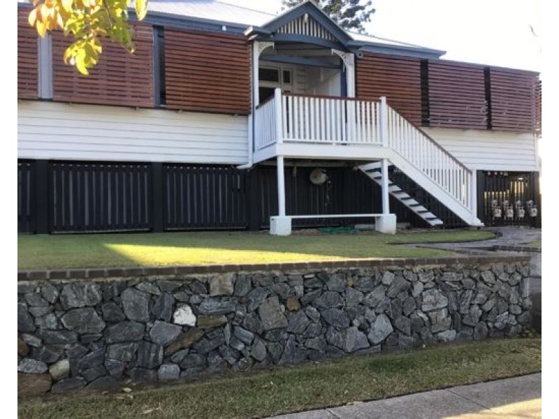 1/9 Elfin Street, East Brisbane QLD 4169