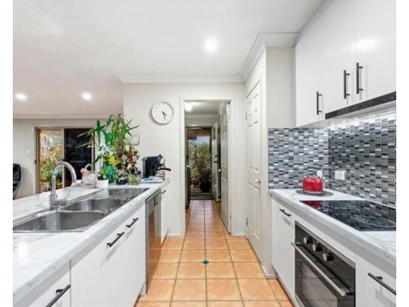 52 Harrison Crescent, Forest Lake QLD 4078