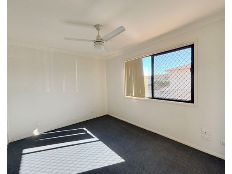 Unit 104, 18 Loganlea Street, Waterford West QLD 4133