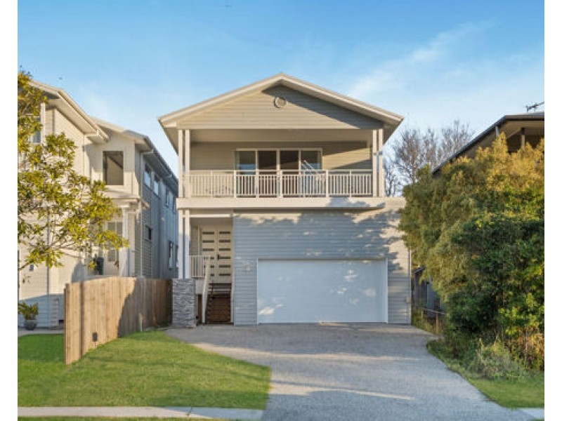 22 California Road, Oxley QLD 4075