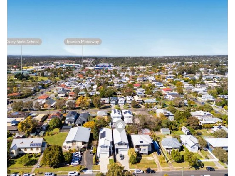 22 California Road, Oxley QLD 4075