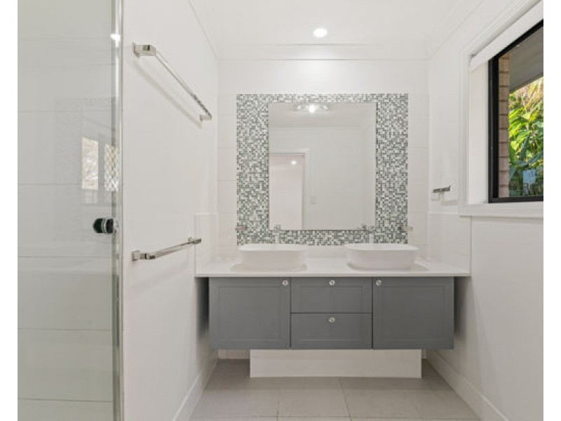 28 Collingrove Circuit, Pimpama QLD 4209