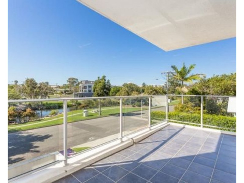 7/1 McNaughton St, Redcliffe QLD 4020