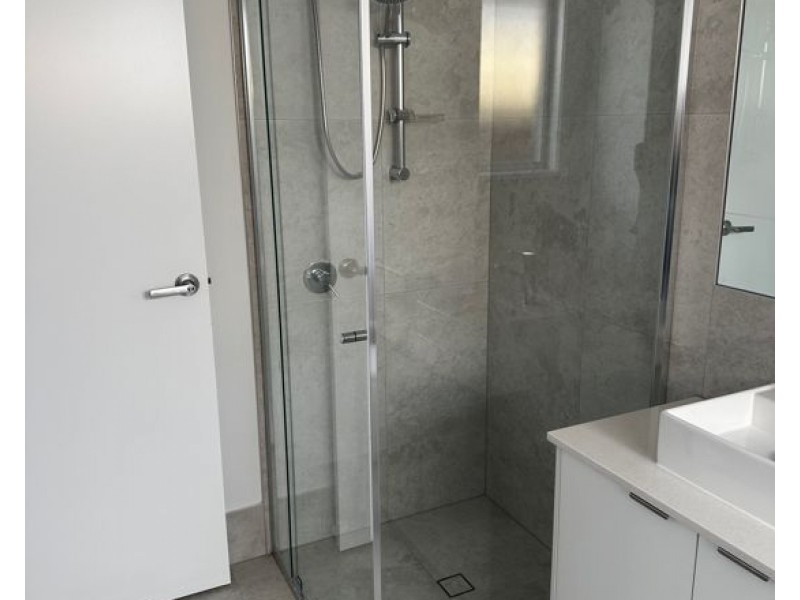 16 Olympus Drive, White Rock QLD 4306