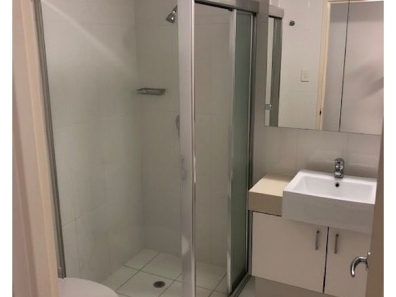 2402A / 3 Main Street, Varsity Lakes QLD 4227