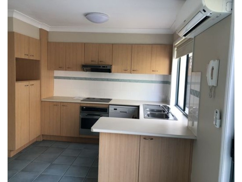 u32 519 tingal road, Wynnum QLD 4178