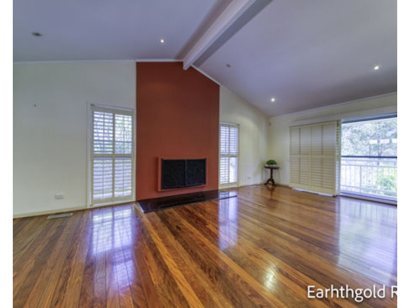 11 Castile St, Indooroopilly QLD 4068