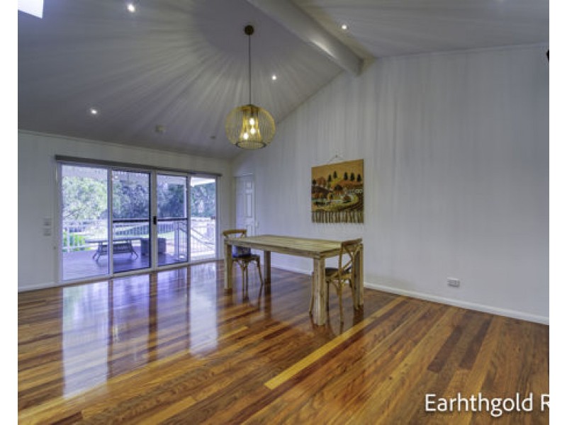 11 Castile St, Indooroopilly QLD 4068
