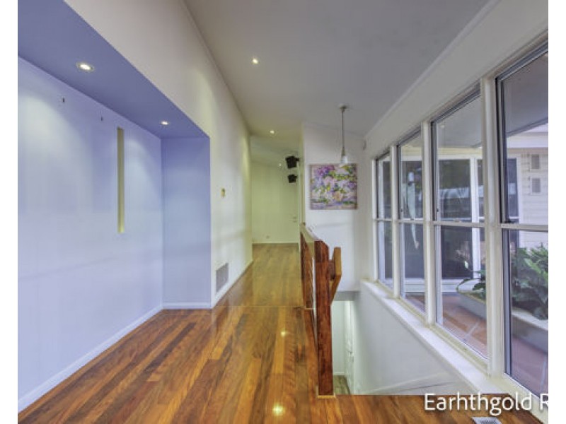 11 Castile St, Indooroopilly QLD 4068