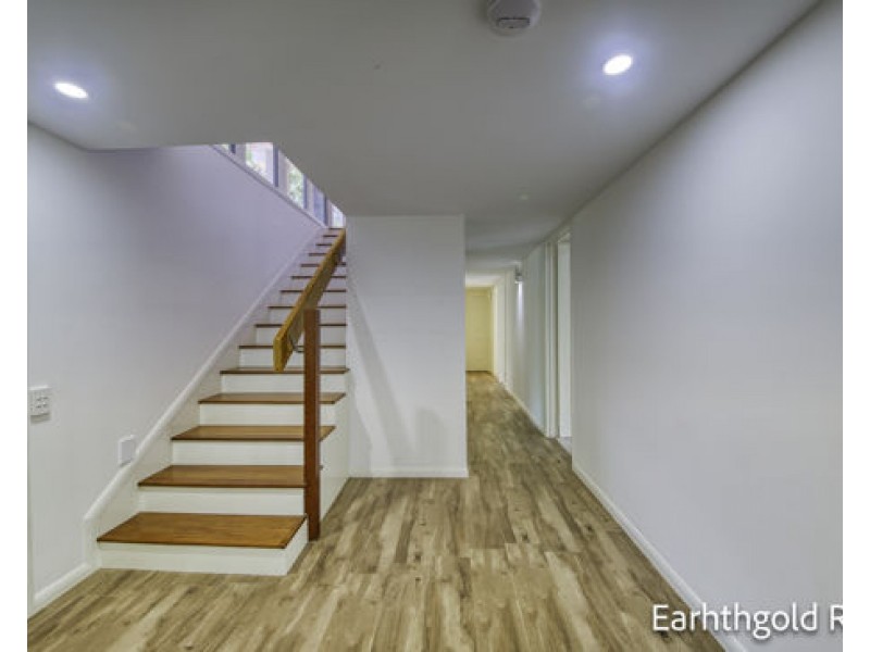 11 Castile St, Indooroopilly QLD 4068