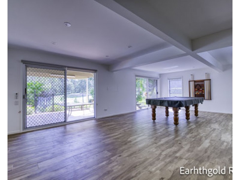 11 Castile St, Indooroopilly QLD 4068