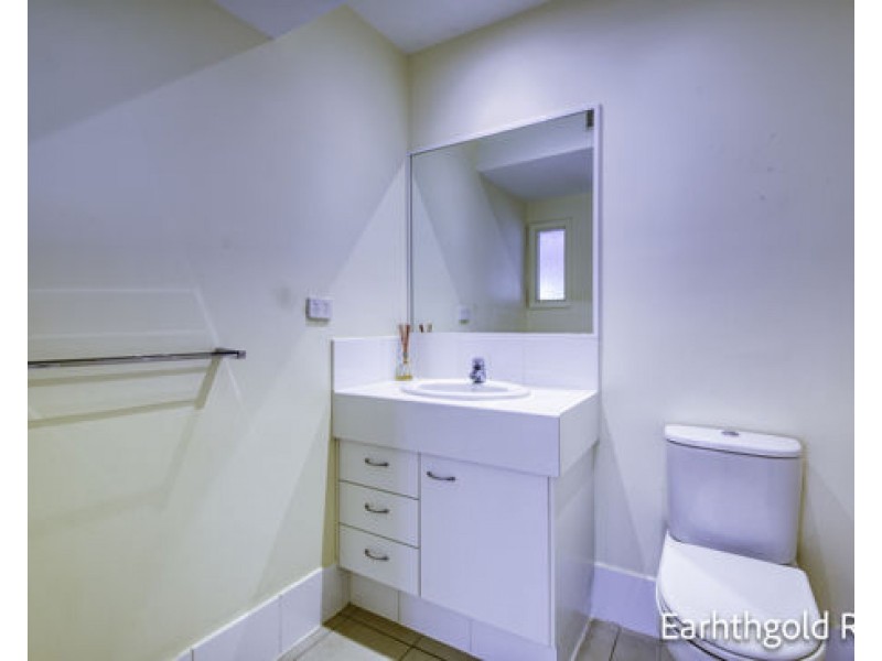 11 Castile St, Indooroopilly QLD 4068