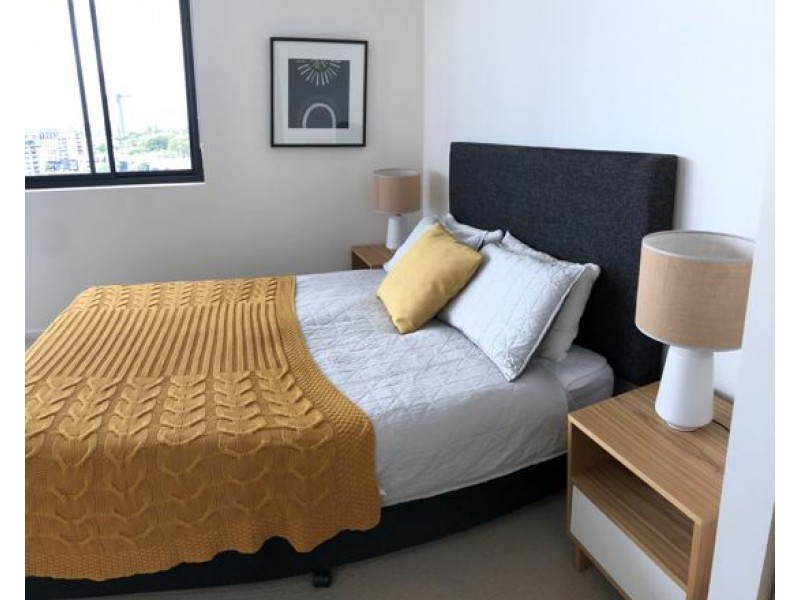 U65 45 Wellington Road, East Brisbane QLD 4169