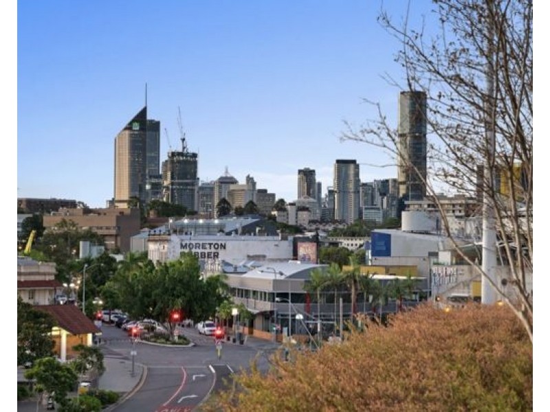 704/62 Logan Road, Woolloongabba QLD 4102