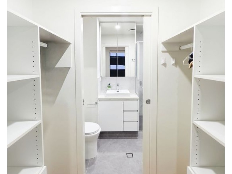 ID2154408/35 Tondara Ln, West End QLD 4101