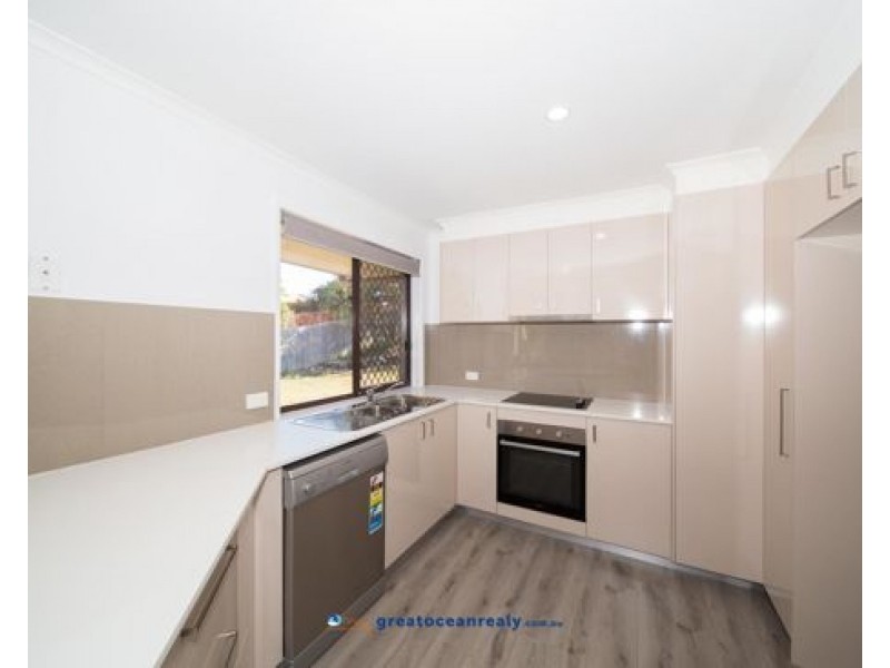 128 Olsen Avenue, Arundel QLD 4214