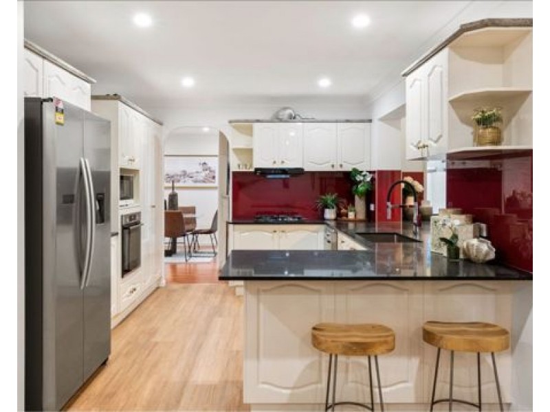 2 Yorkshire Place, Stretton QLD 4116