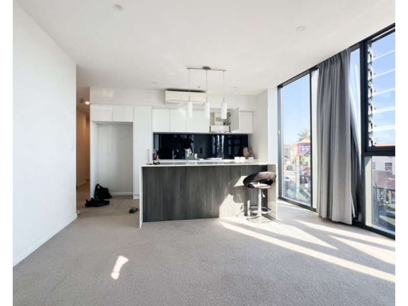 30301/300 OLD CLEVELAND ROAD, Coorparoo QLD 4151