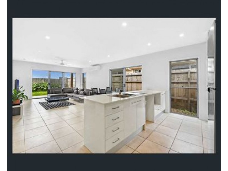 7 Boston Terrace, Coomera QLD 4209