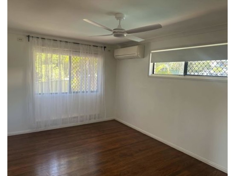 11 Karoonda Crescent, Rochedale South QLD 4123