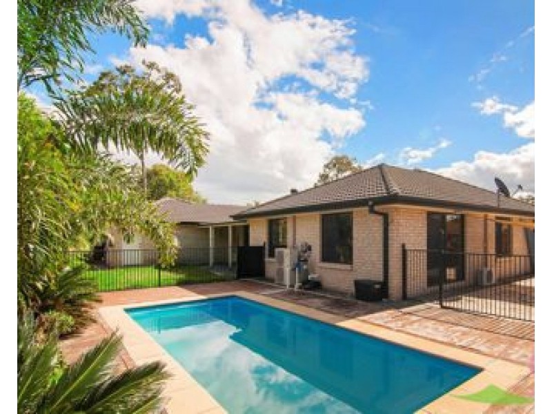 7 Carisbrook Circuit, Forest Lake QLD 4078