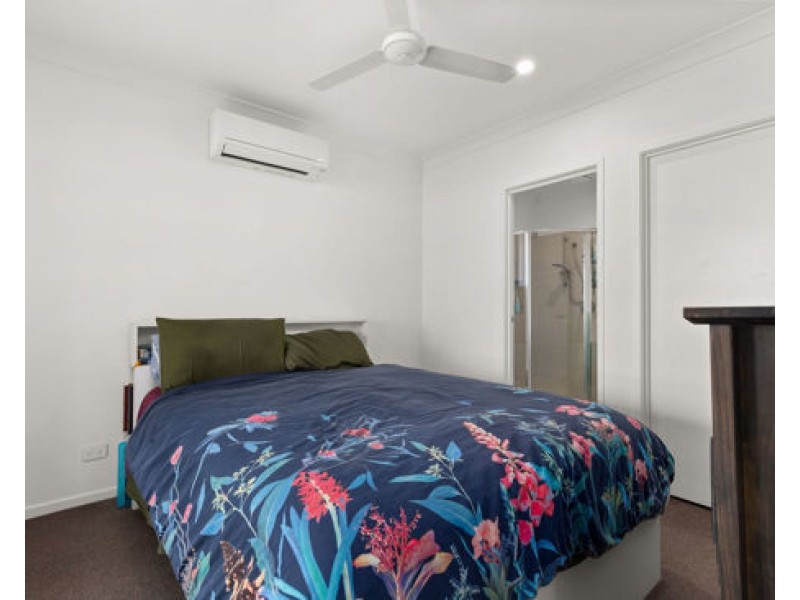 12 Robin Street, Morayfield QLD 4506