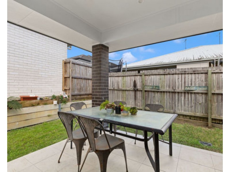 12 Robin Street, Morayfield QLD 4506
