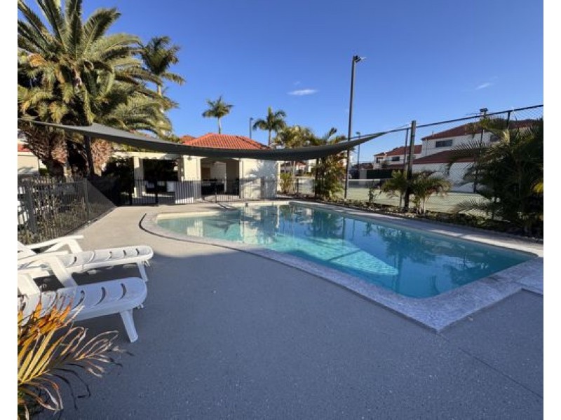 Unit 6 74 Plaza Street, Wynnum West QLD 4178