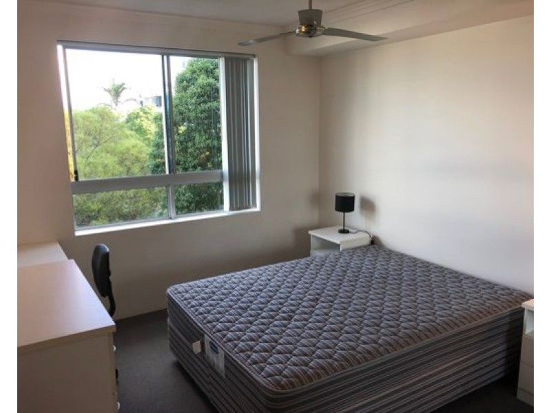 2409 / 3 Main Street, Varsity Lakes QLD 4227