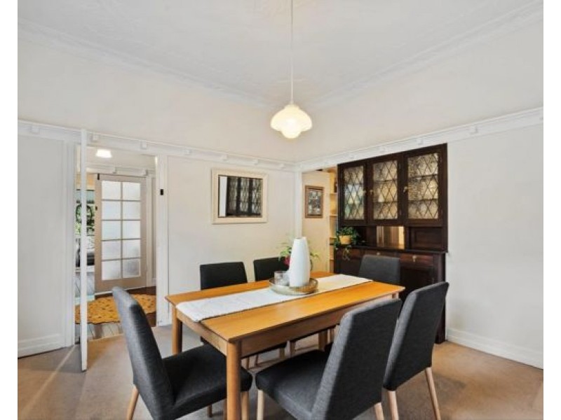 68 Jackson st, Coorparoo QLD 4151