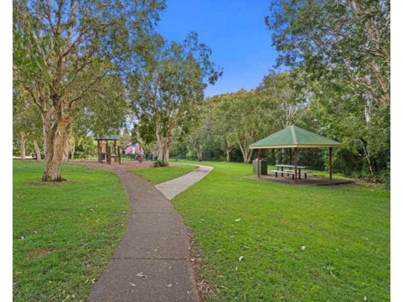 68 Jackson st, Coorparoo QLD 4151