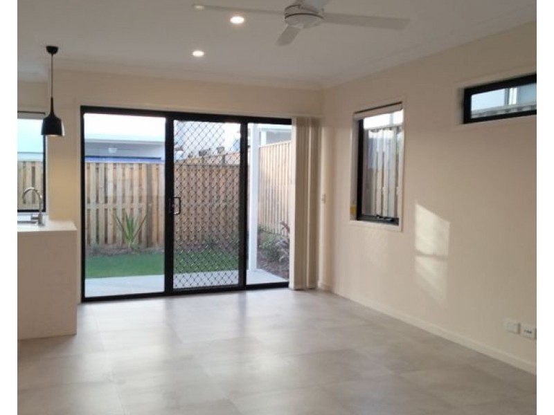 83 85 Thornton street, Raceview QLD 4305