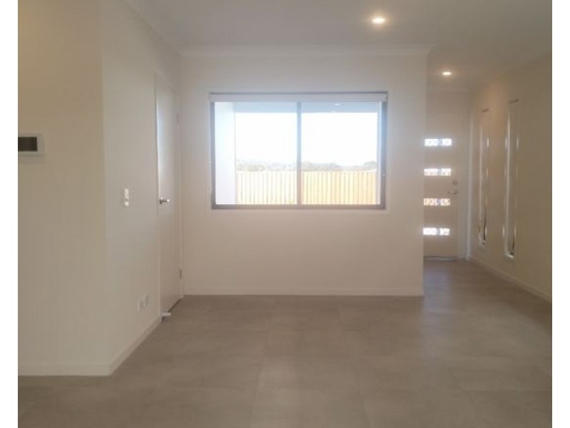 83 85 Thornton street, Raceview QLD 4305