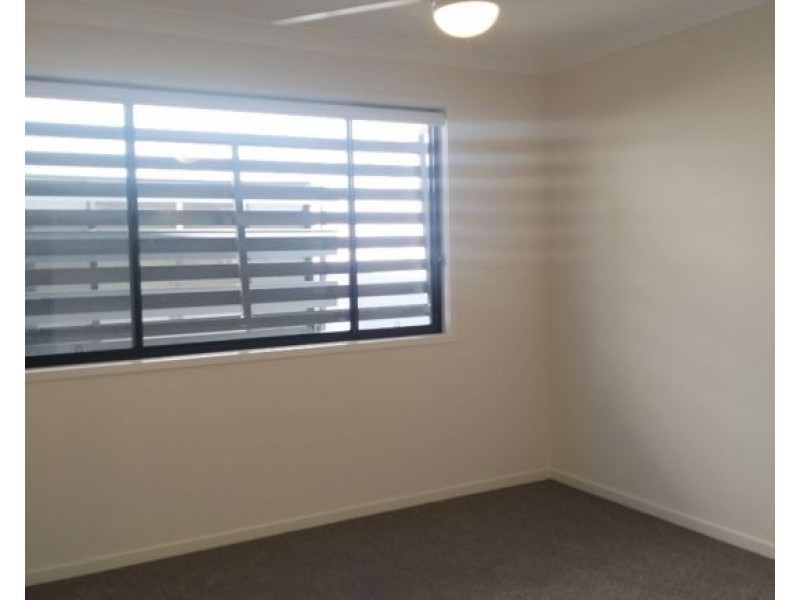 83 85 Thornton street, Raceview QLD 4305