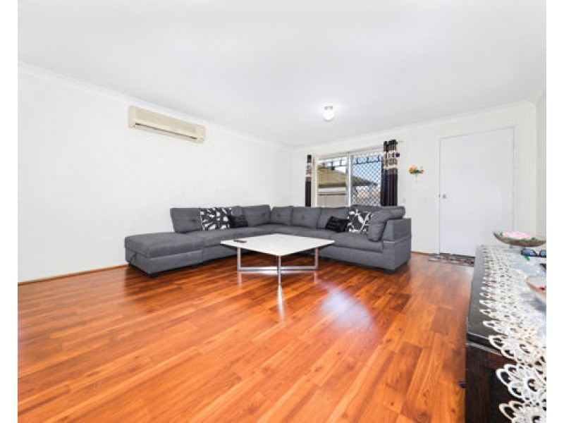 8 Conifer Close, Fitzgibbon QLD 4018