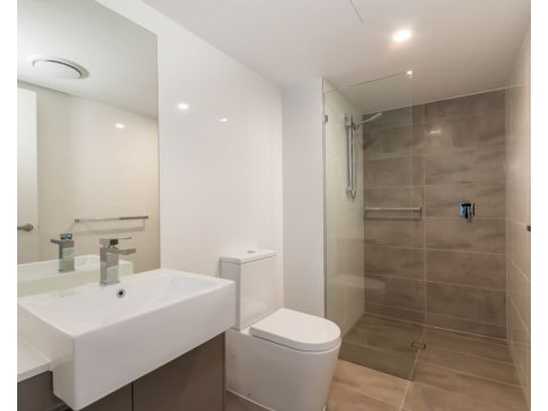 UNIT 202 45 WELLINGTON ROAD, East Brisbane QLD 4169