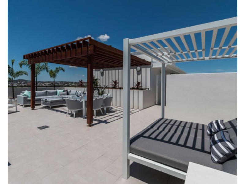 UNIT 202 45 WELLINGTON ROAD, East Brisbane QLD 4169