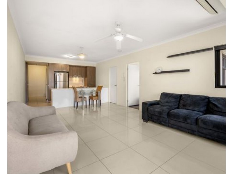 204/11 Norman Street, Southport QLD 4215