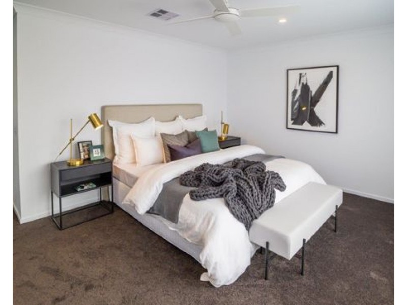 6 Caturra Crescent, Ormeau QLD 4208